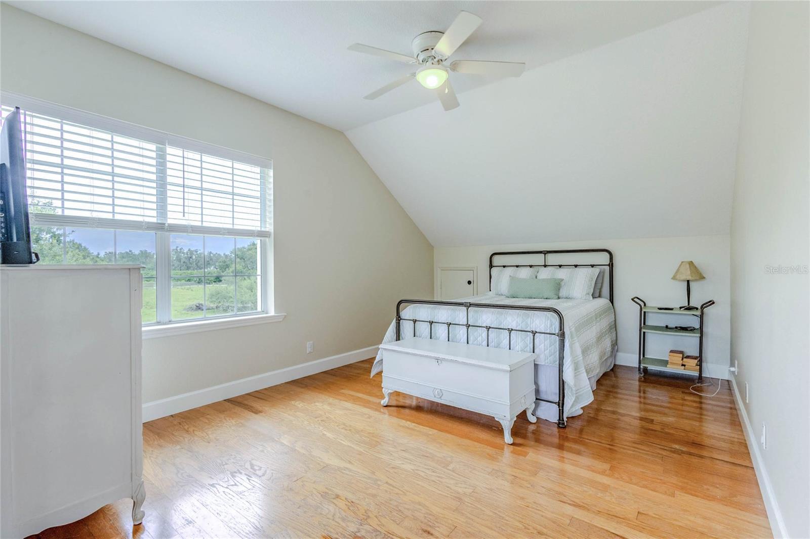 1901 JOSHUA DR — photo 30