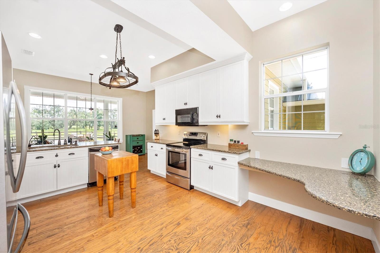 1901 JOSHUA DR — photo 11