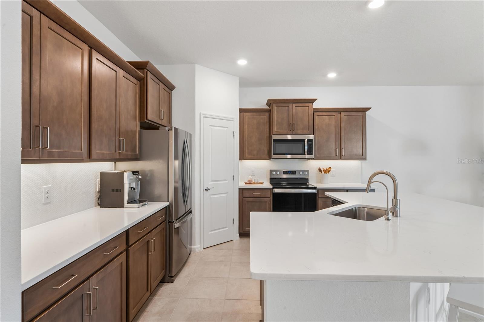 8580 BOLD CYPRESS LN — photo 16