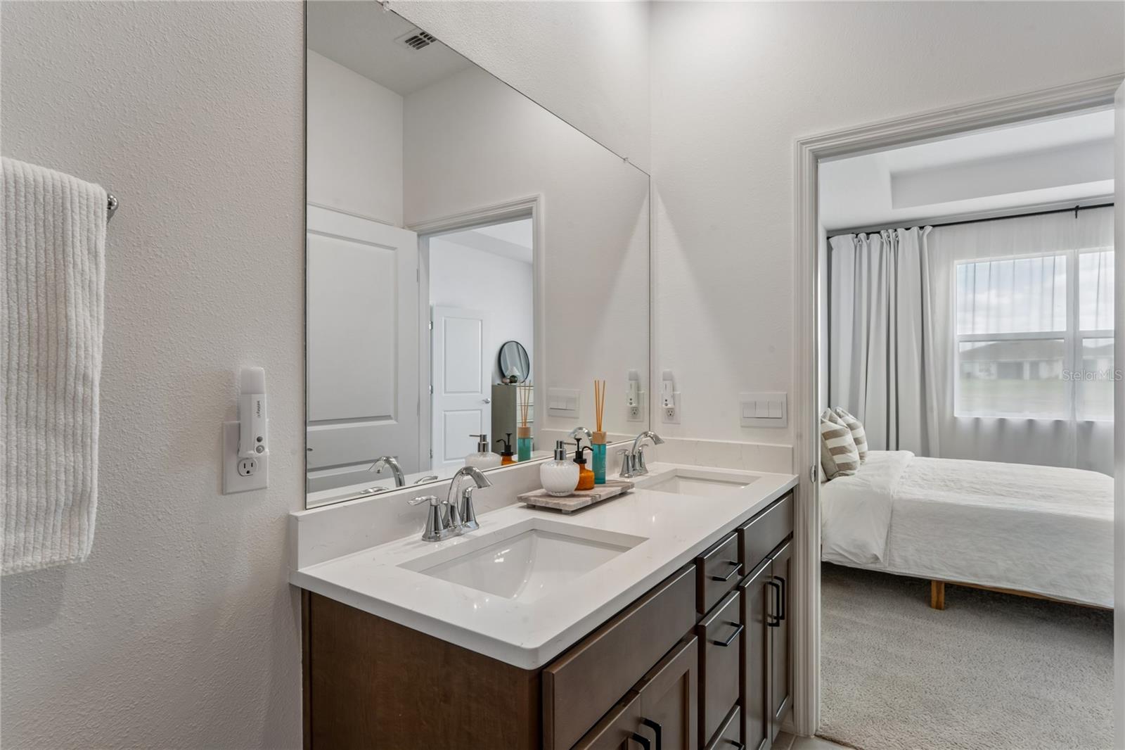 8580 BOLD CYPRESS LN — photo 31