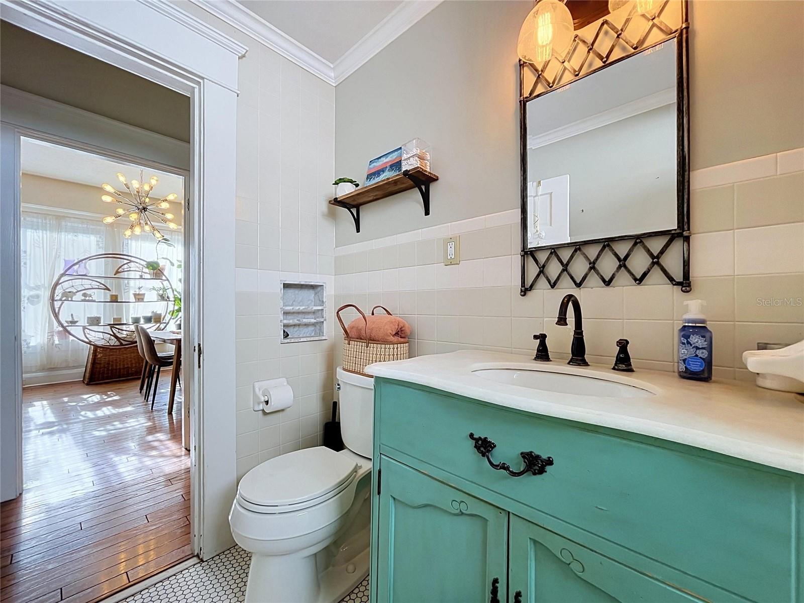 210 W FLORIBRASKA AVE — photo 37