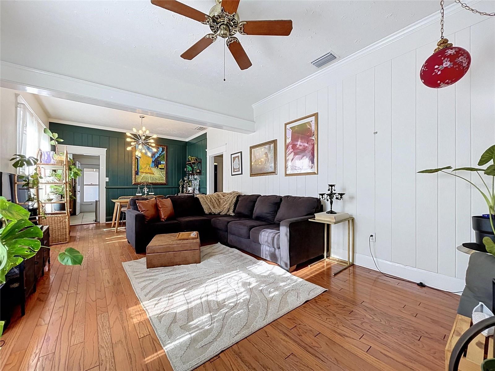 210 W FLORIBRASKA AVE — photo 15