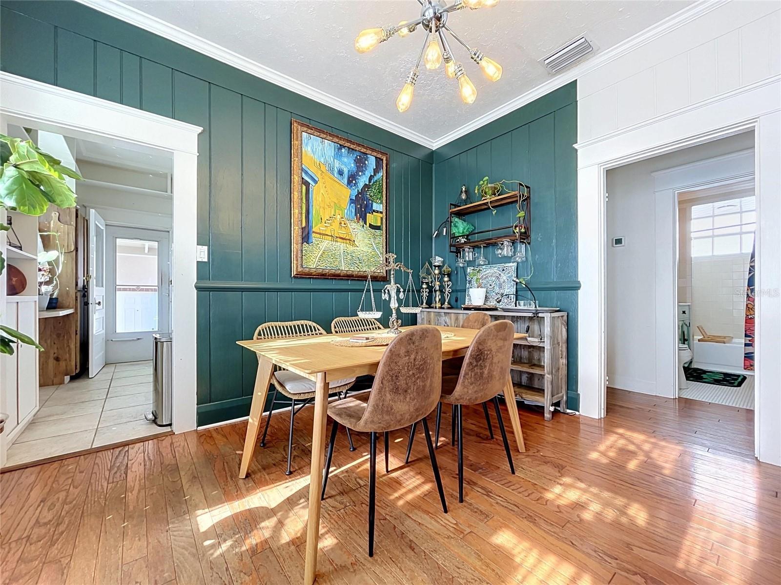 210 W FLORIBRASKA AVE — photo 19
