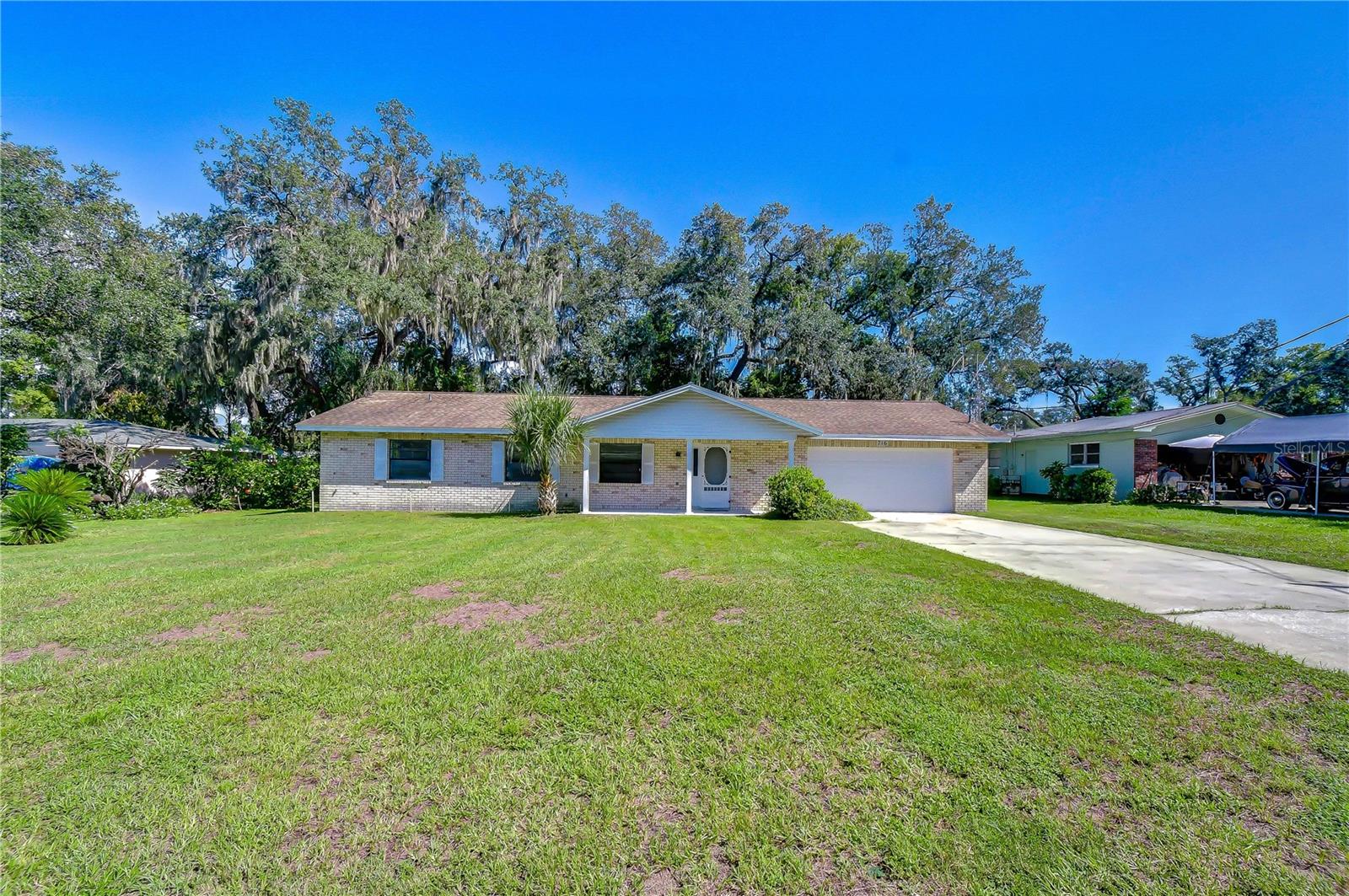 716 WESTWOOD DR — photo 24