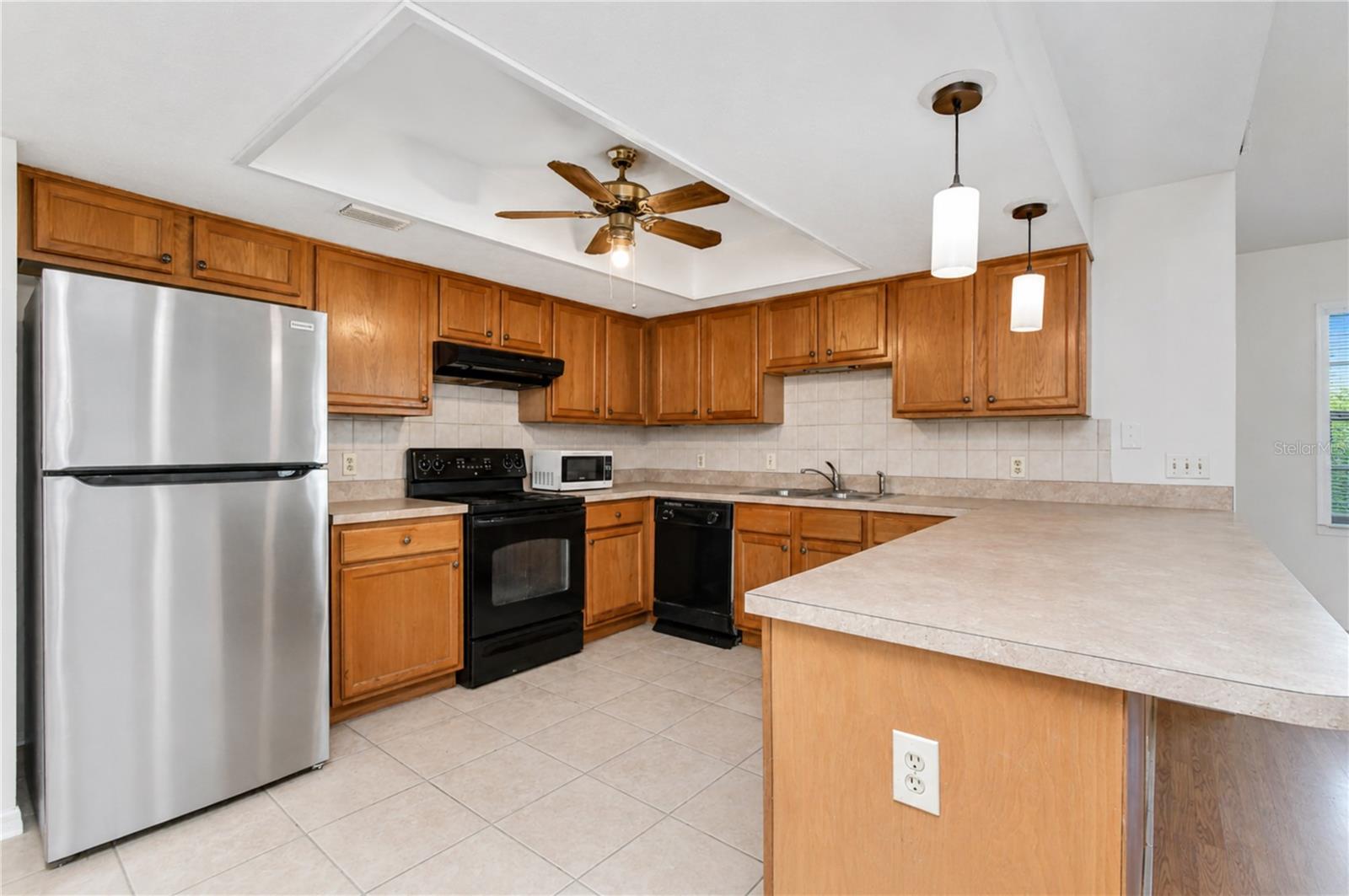 716 WESTWOOD DR — photo 8