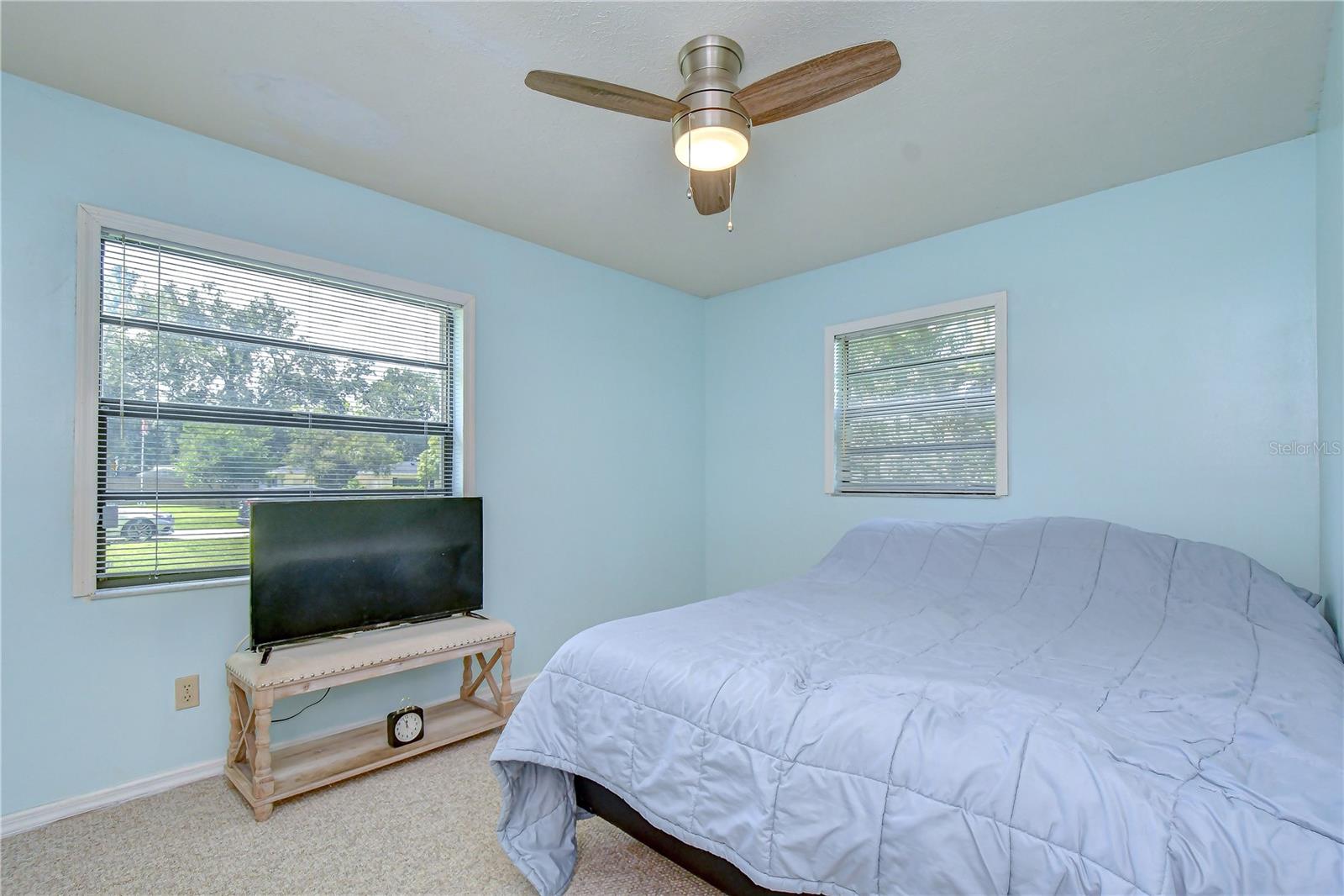 716 WESTWOOD DR — photo 17