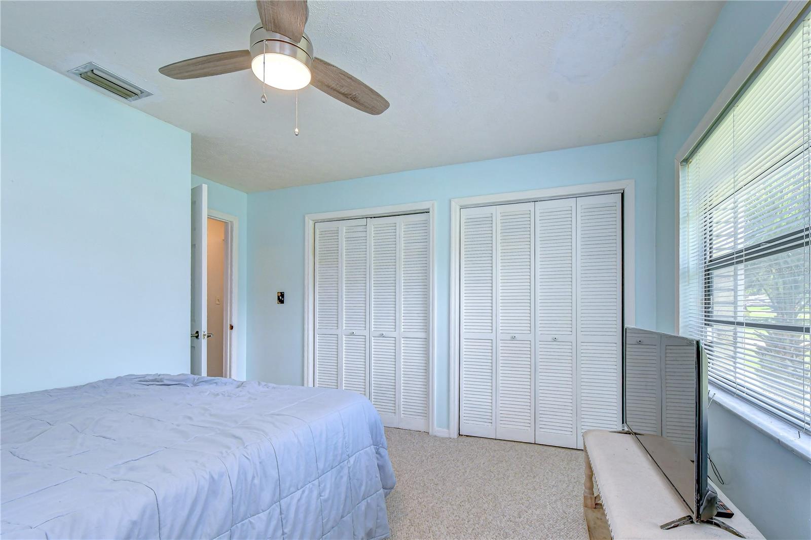 716 WESTWOOD DR — photo 18