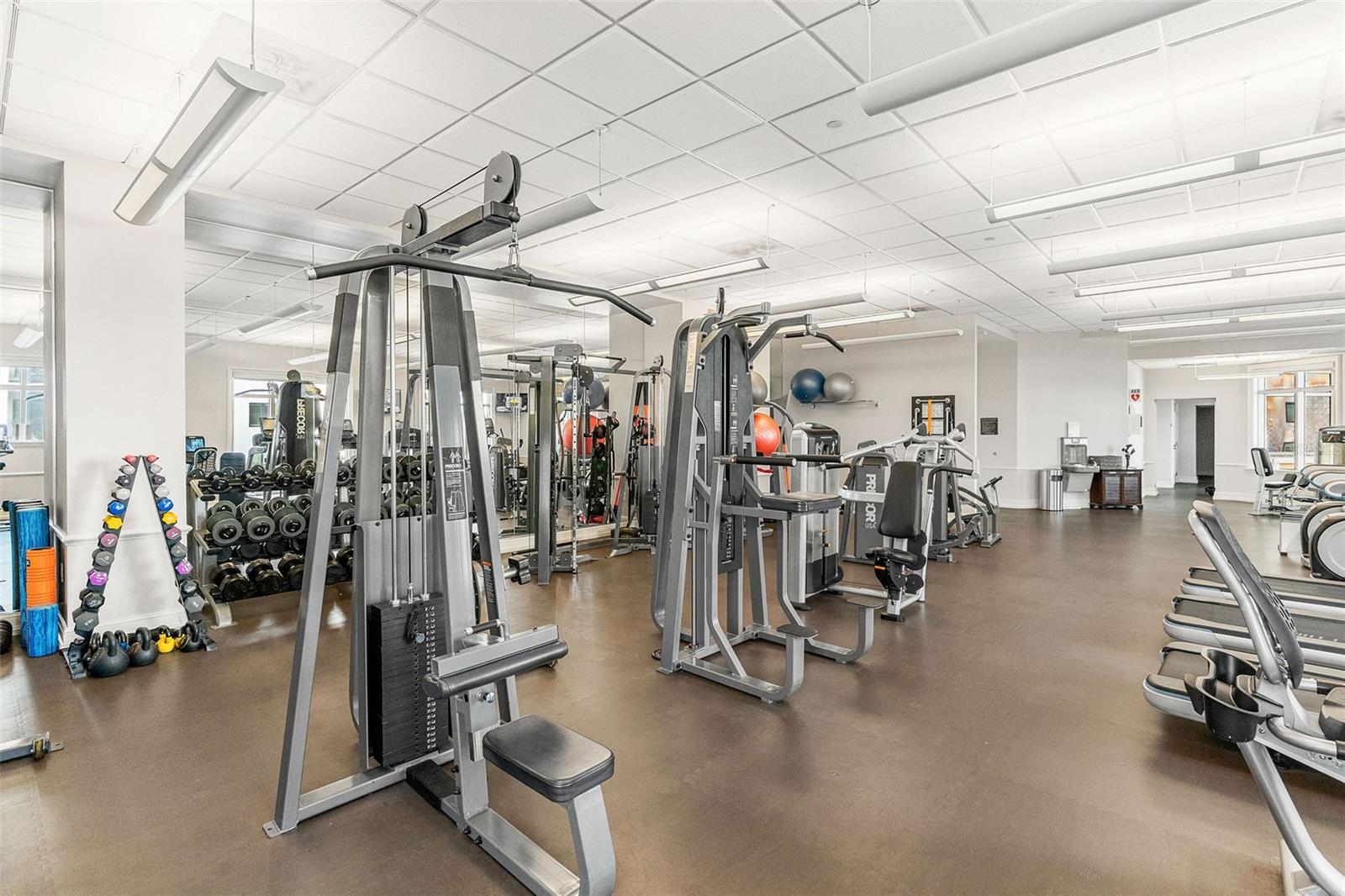 300 BEACH DR NE #309 — photo 33