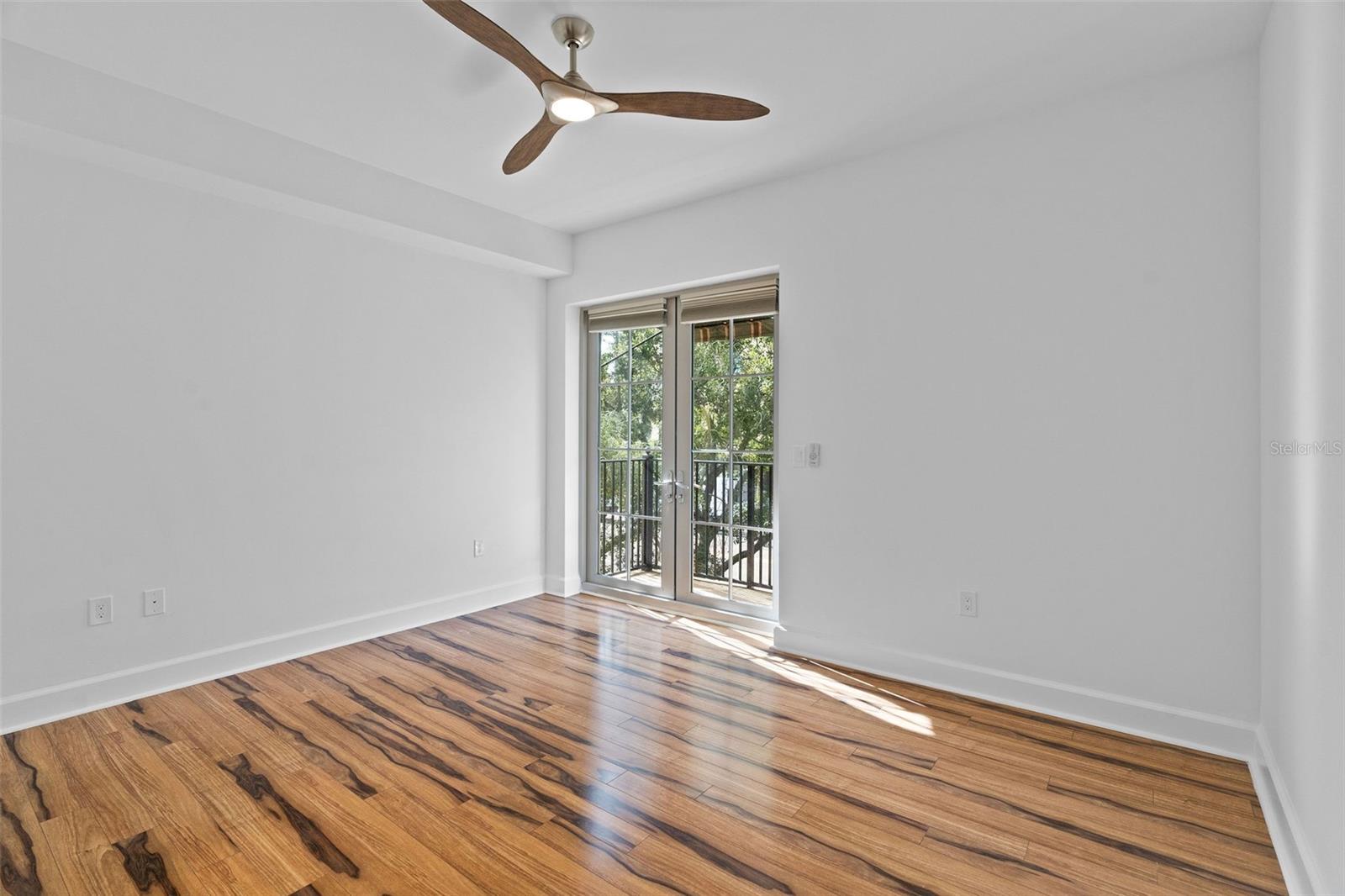 300 BEACH DR NE #309 — photo 19
