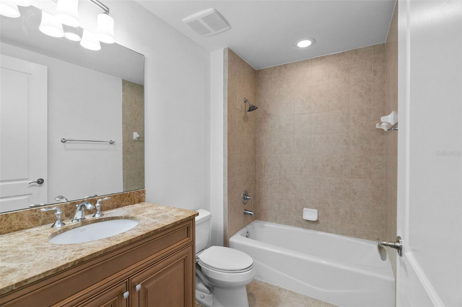 300 BEACH DR NE #309 — photo 24