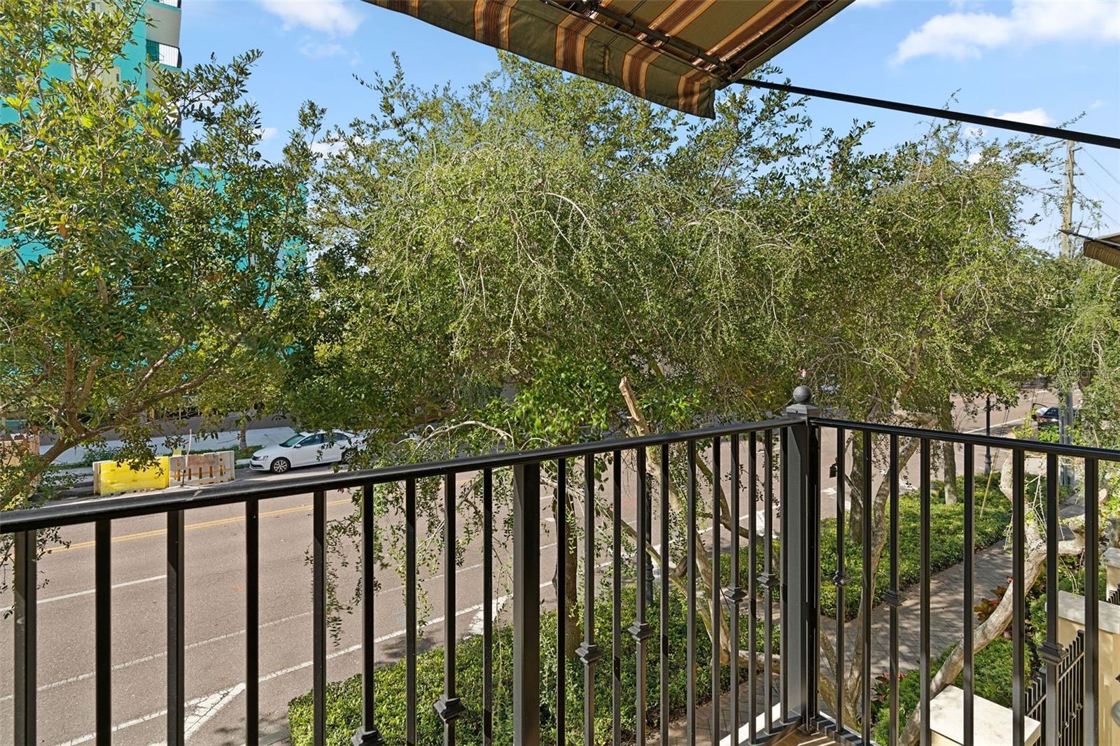 300 BEACH DR NE #309 — photo 20