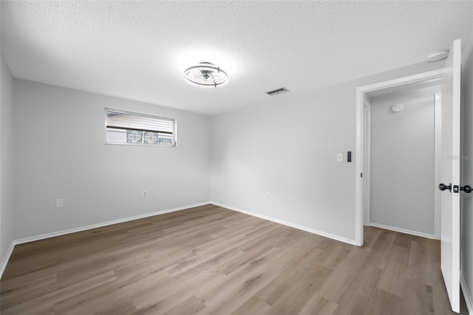 11724 PAIGE DR — photo 18