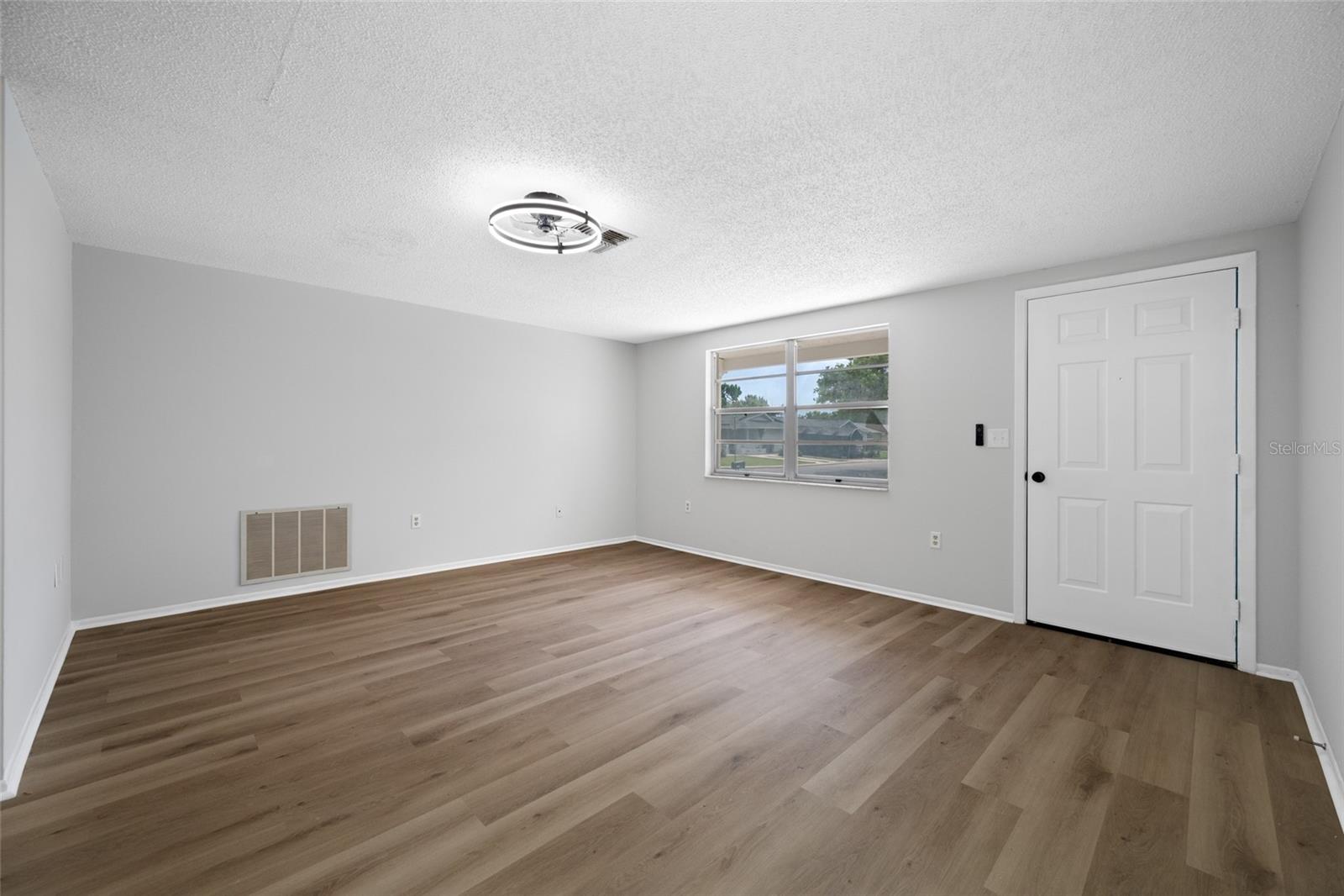 11724 PAIGE DR — photo 14