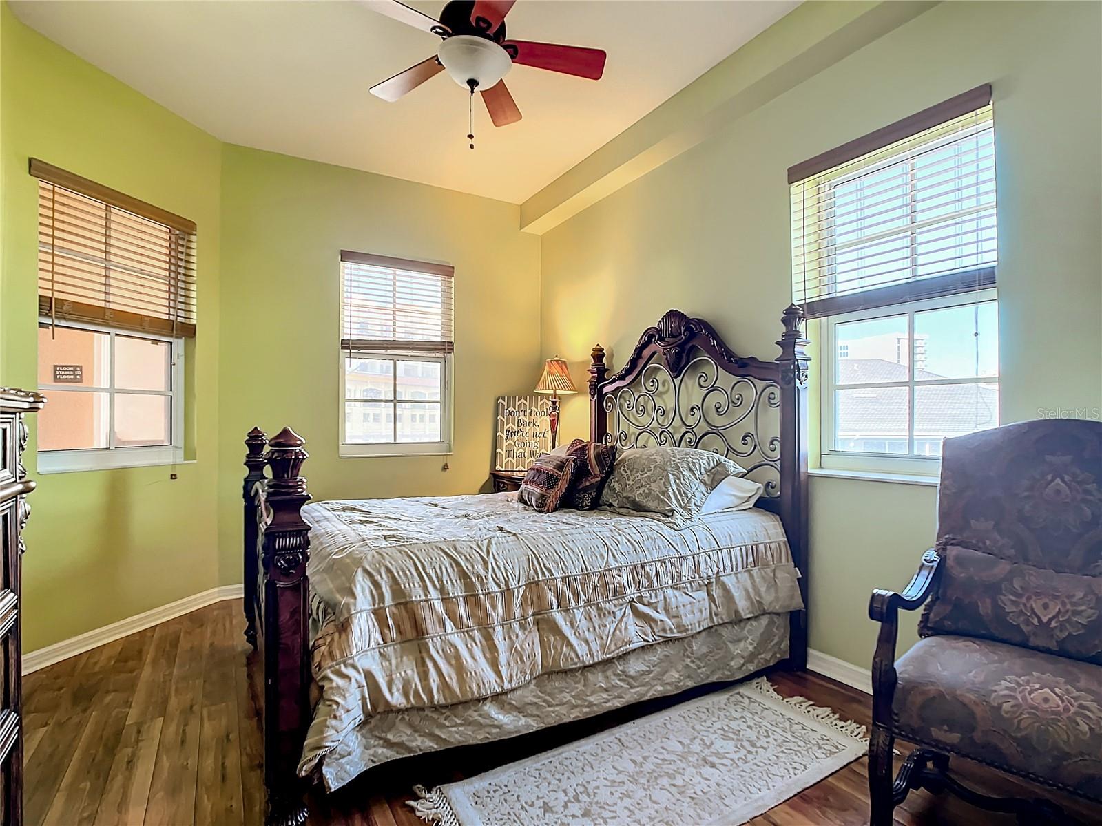 530 S GULFVIEW BLVD #500 — photo 34