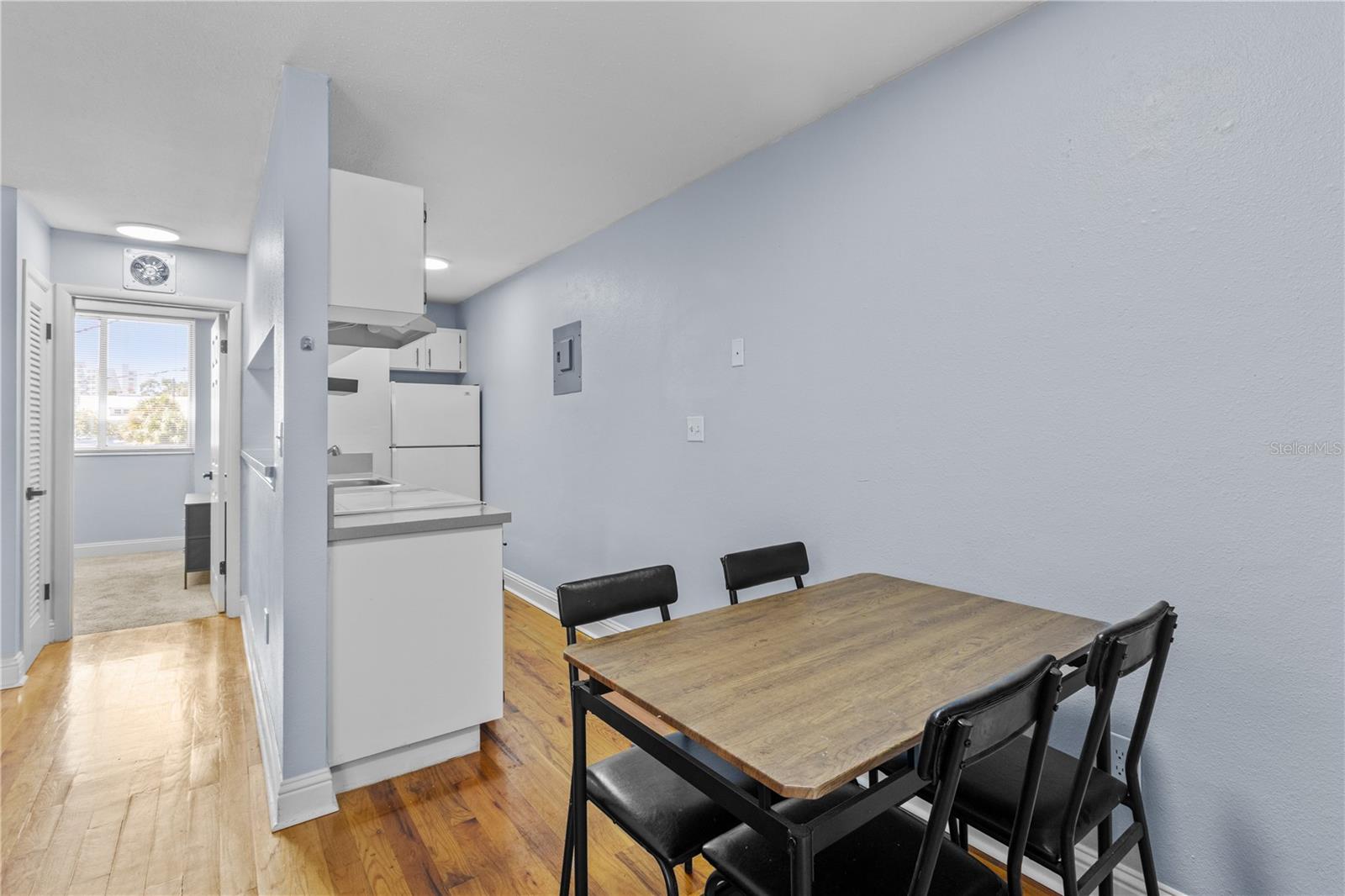 1301 S HOWARD AVE #B18 — photo 13