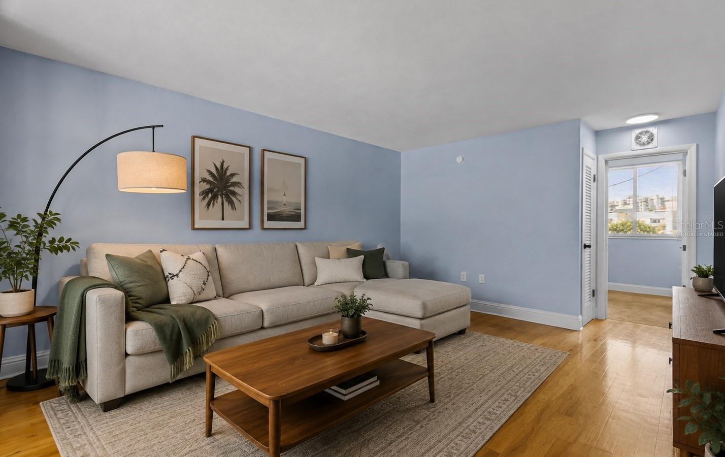 1301 S HOWARD AVE #B18 — photo 2