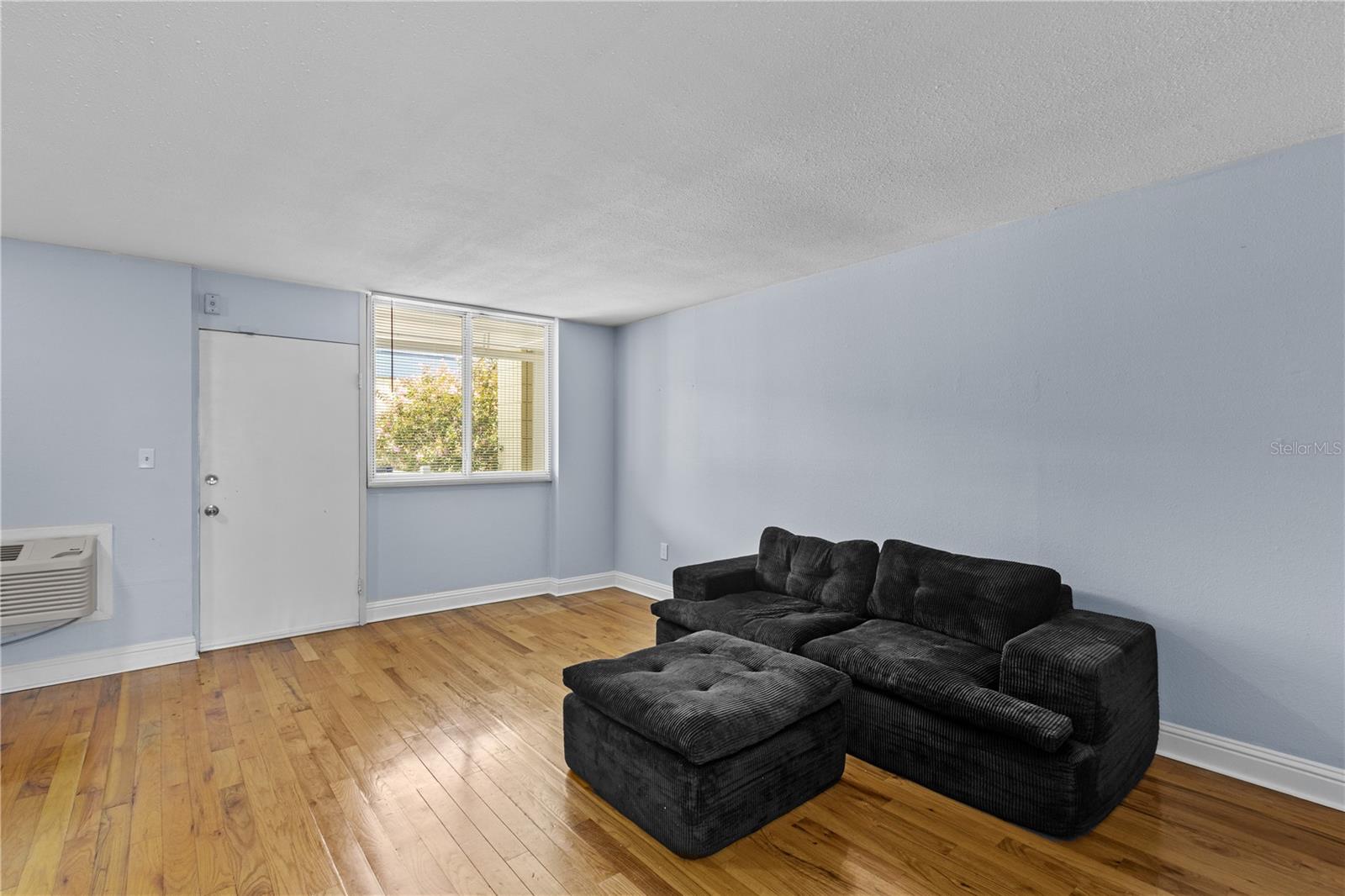1301 S HOWARD AVE #B18 — photo 9