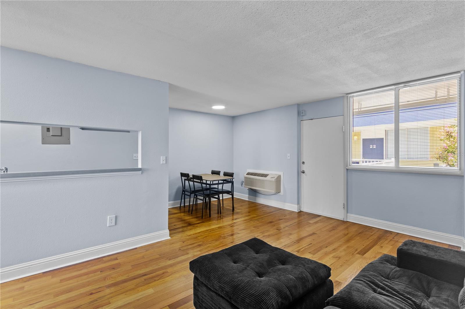 1301 S HOWARD AVE #B18 — photo 10