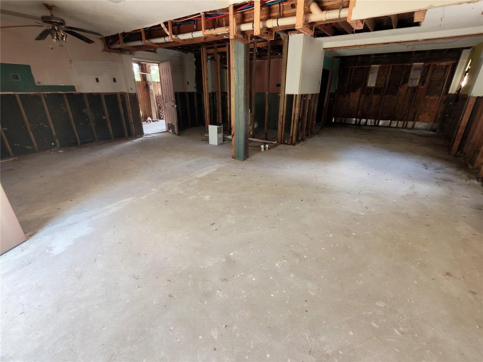 15017 DAYTON DR — photo 20