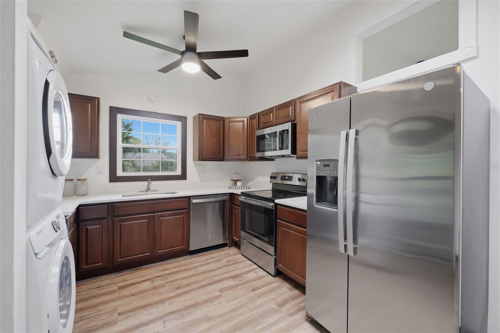 15017 DAYTON DR — photo 4
