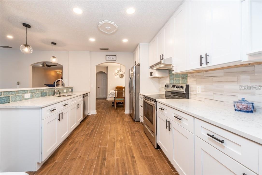 13116 FENNWAY RIDGE DR — photo 15