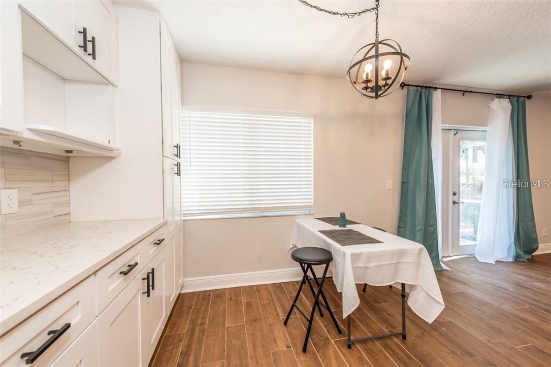 13116 FENNWAY RIDGE DR — photo 18