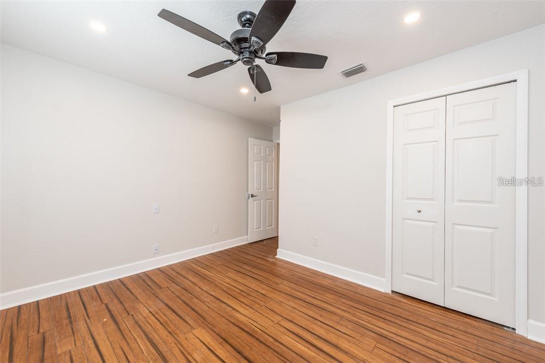 13116 FENNWAY RIDGE DR — photo 20
