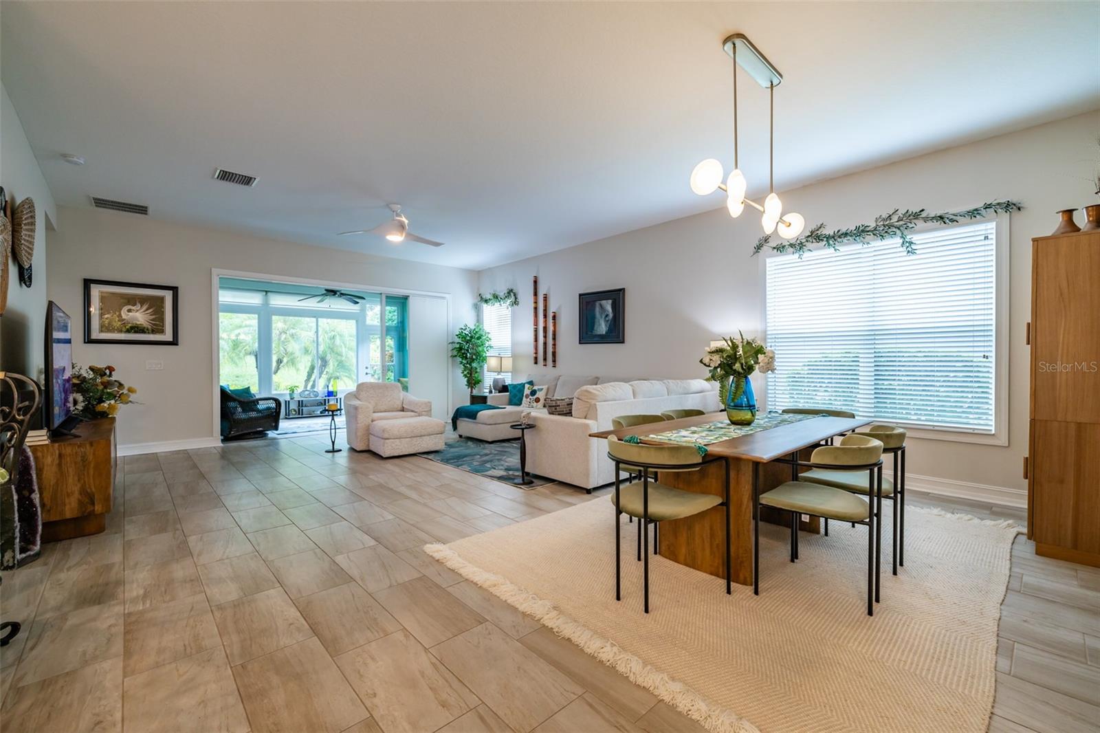 15818 COBBLE MILL DR — photo 18