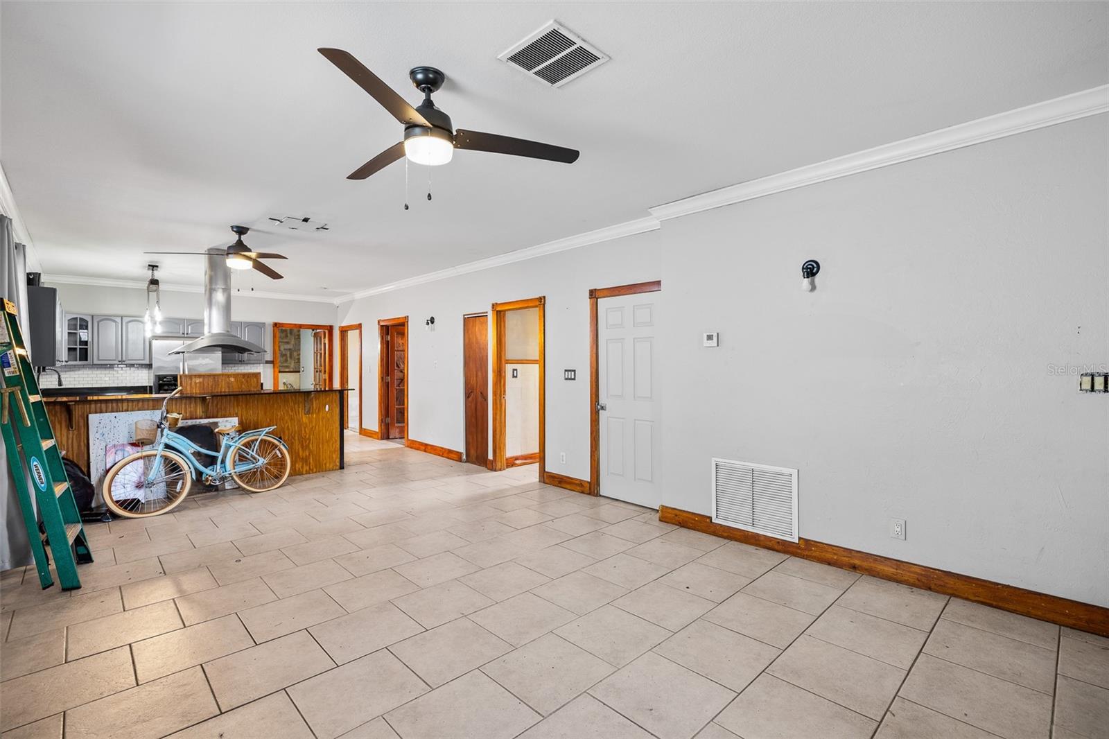 7203 N NAVIN AVE — photo 9