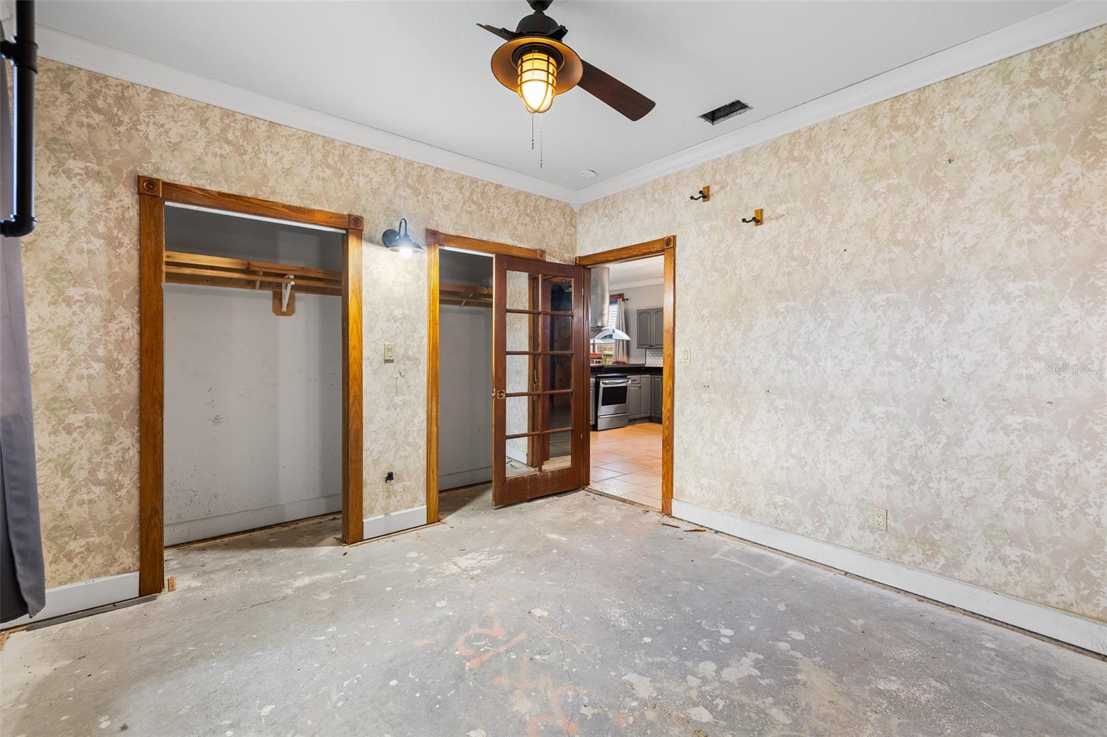 7203 N NAVIN AVE — photo 21