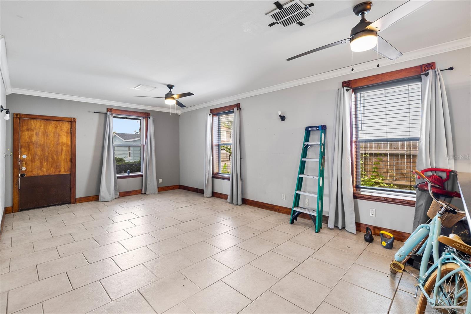 7203 N NAVIN AVE — photo 10