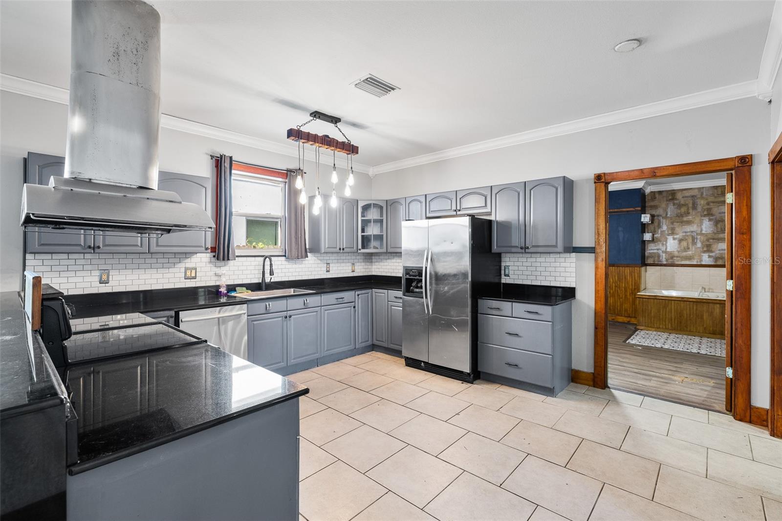 7203 N NAVIN AVE — photo 8