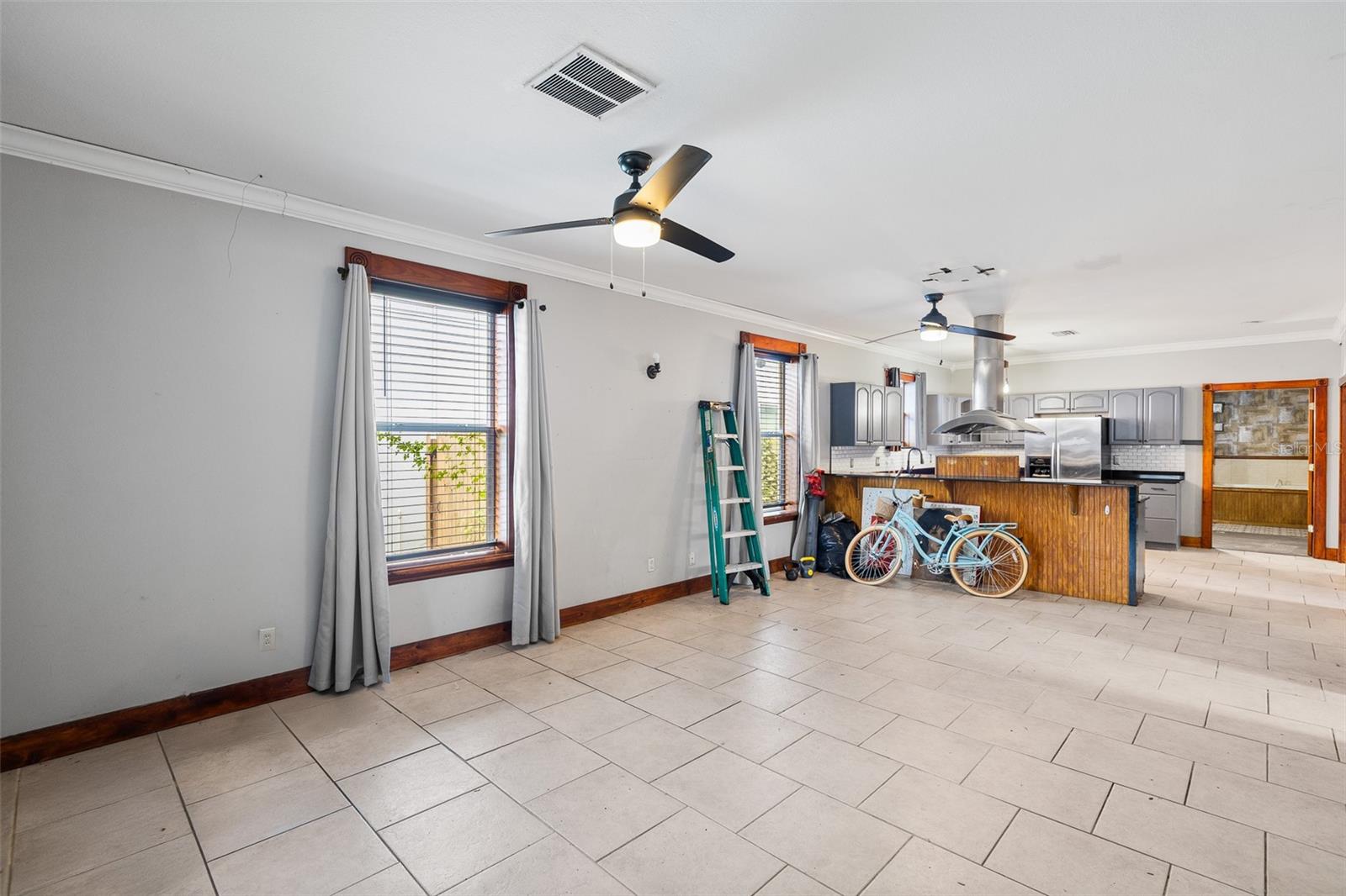 7203 N NAVIN AVE — photo 11