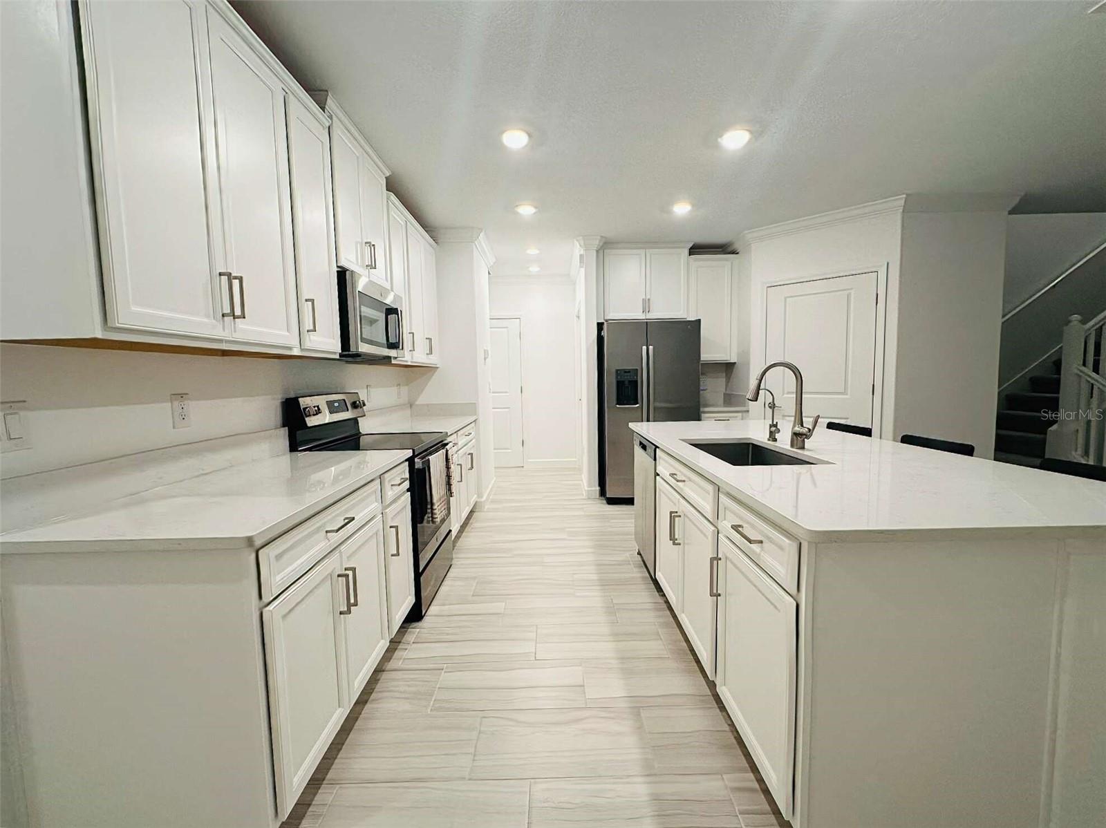 16660 SHELL BAY DR — photo 4
