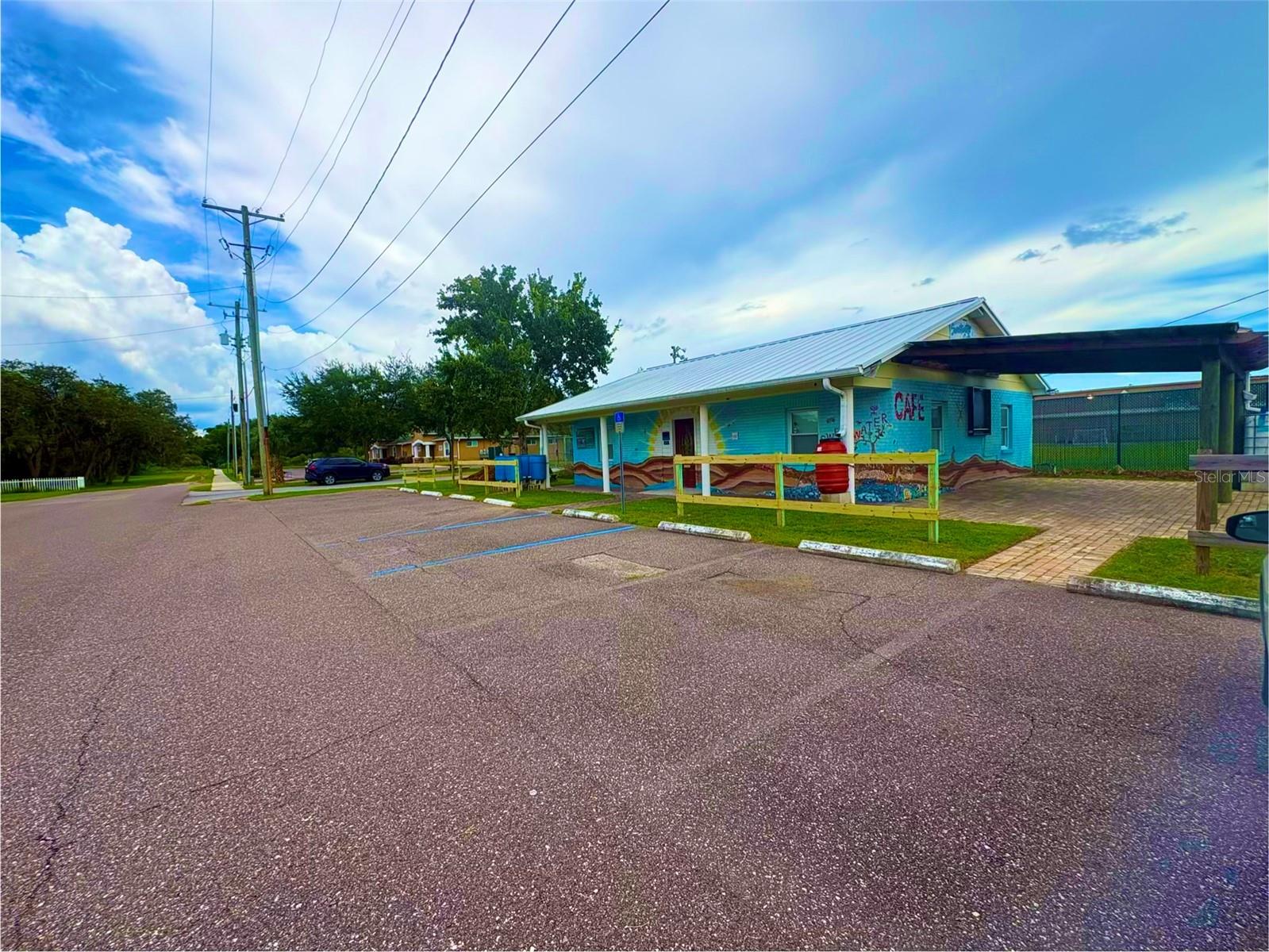 5521 HANLEY RD — photo 67