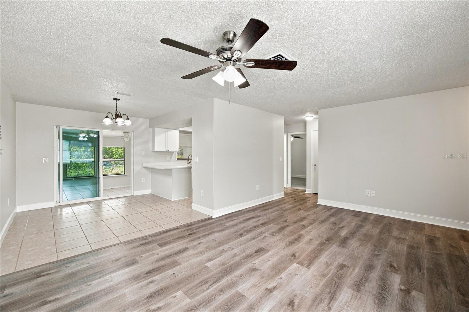 7651 ROHUNA DR — photo 5