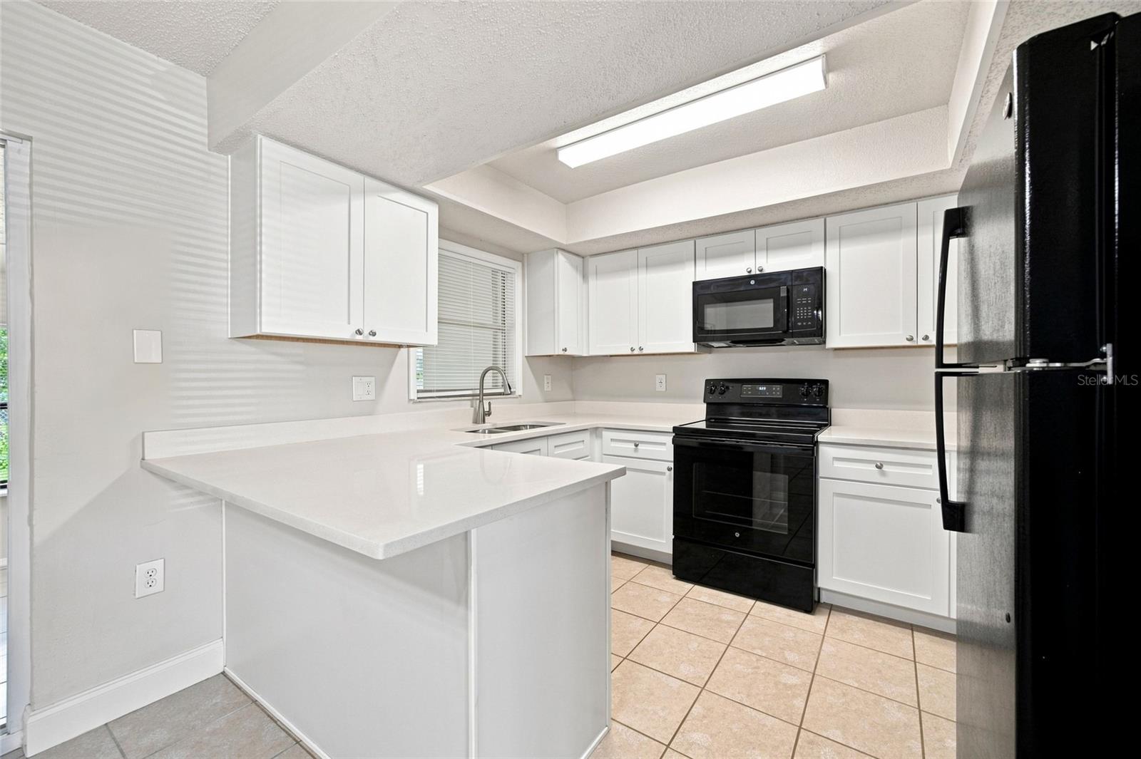 7651 ROHUNA DR — photo 8