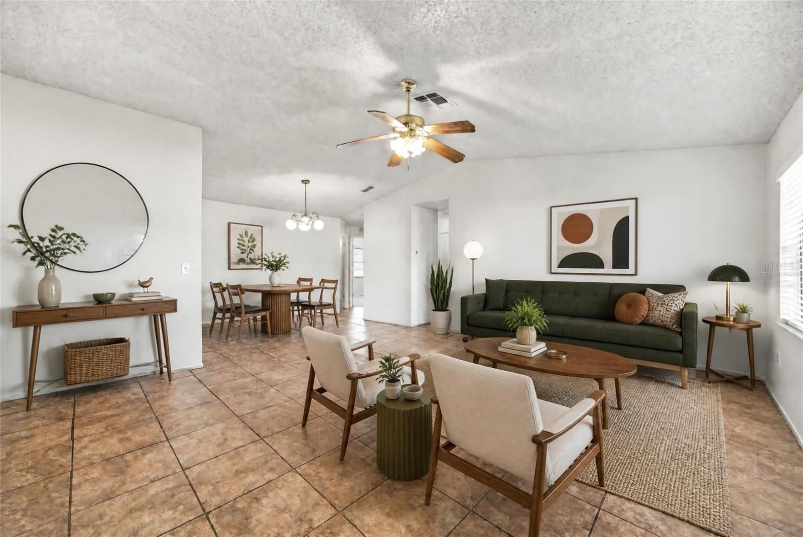 7902 ROYAL STEWART DR — photo 2