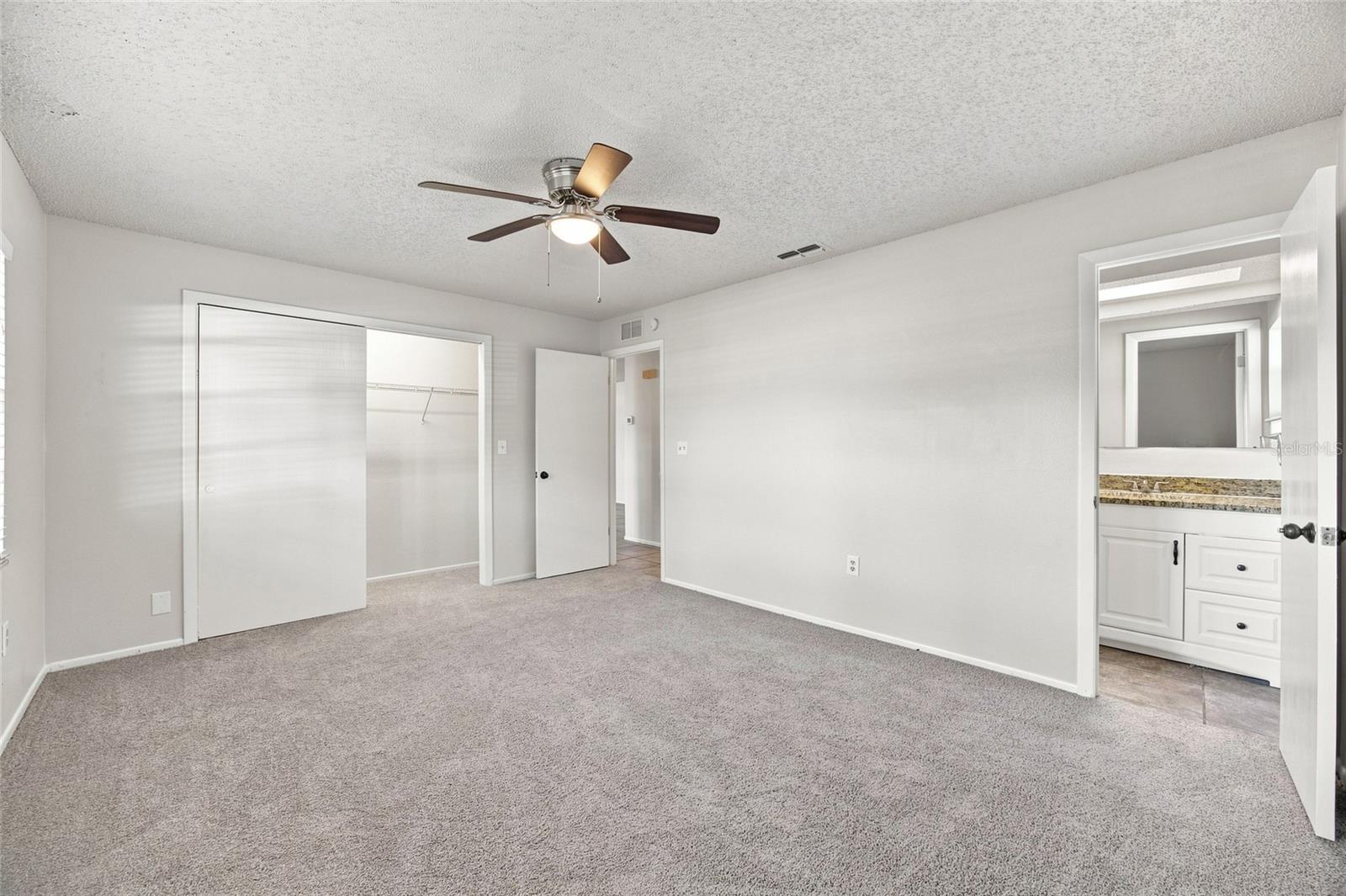 7902 ROYAL STEWART DR — photo 9