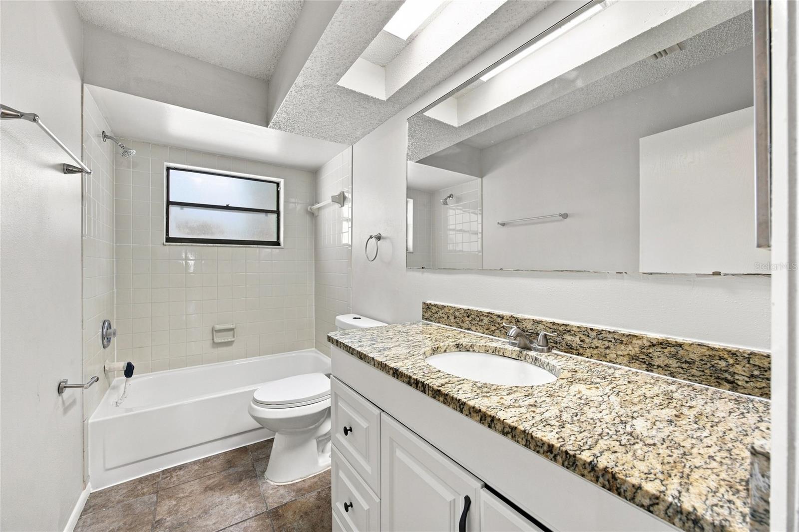7902 ROYAL STEWART DR — photo 13