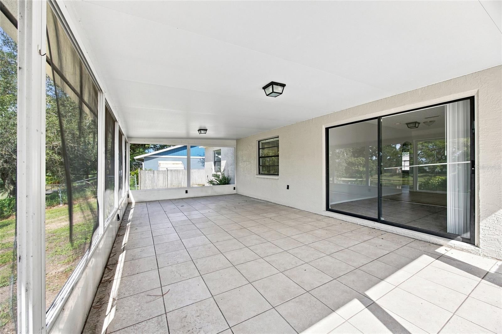 7902 ROYAL STEWART DR — photo 14