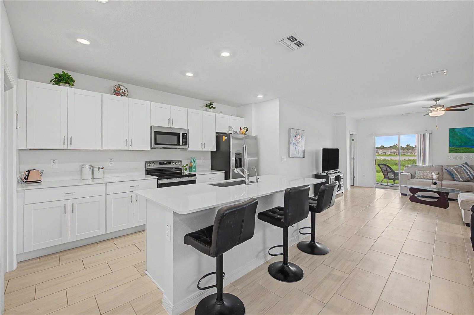 3640 NATURAL TRACE ST — photo 6