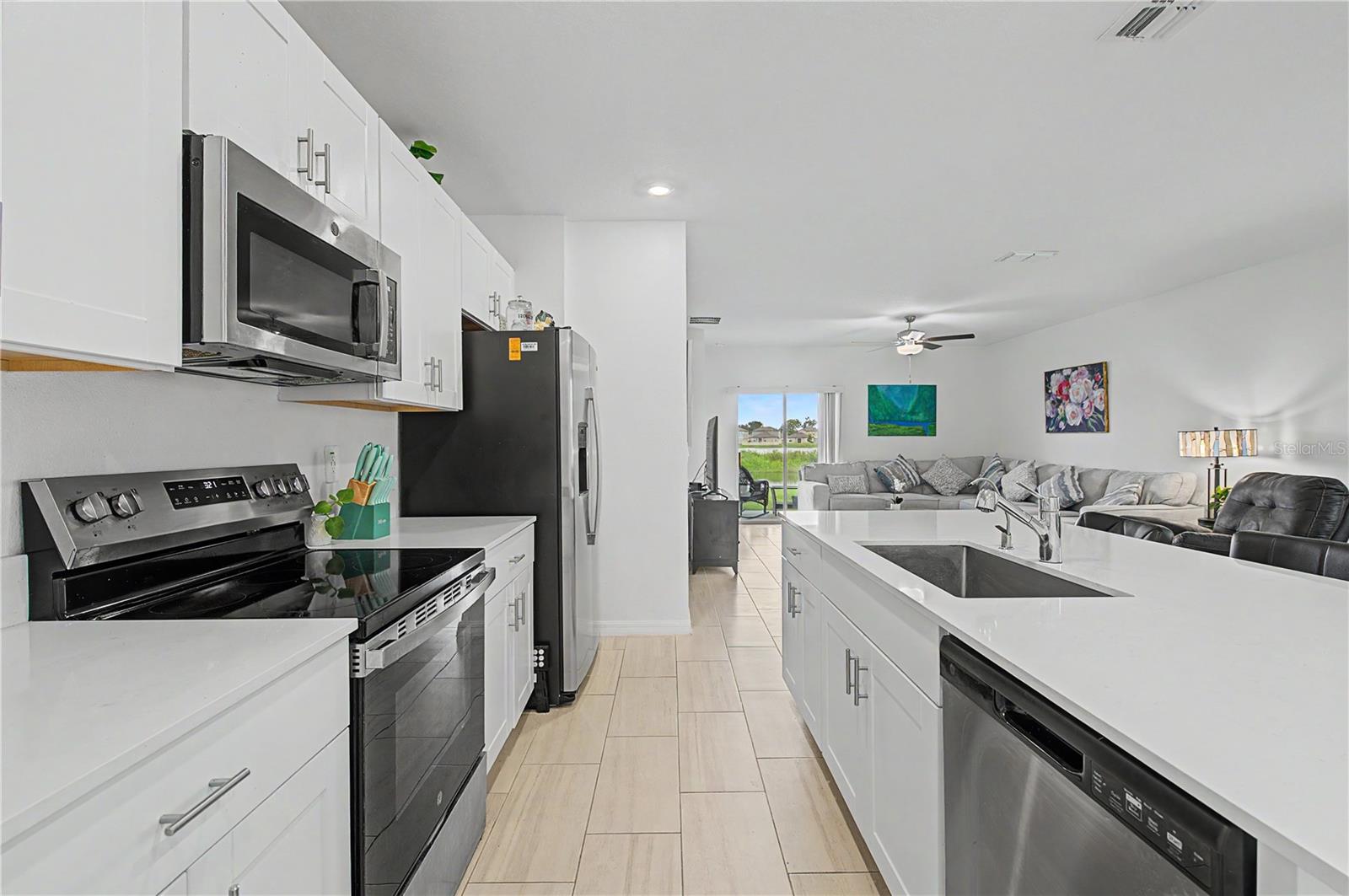 3640 NATURAL TRACE ST — photo 9