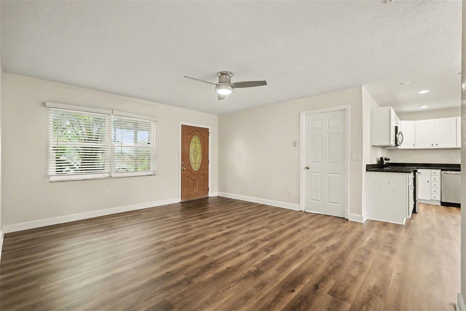 2051 23RD ST SW — photo 5