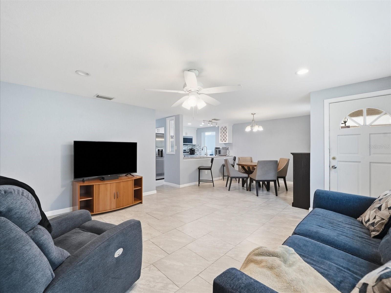 7312 S ELLIOTT ST — photo 10
