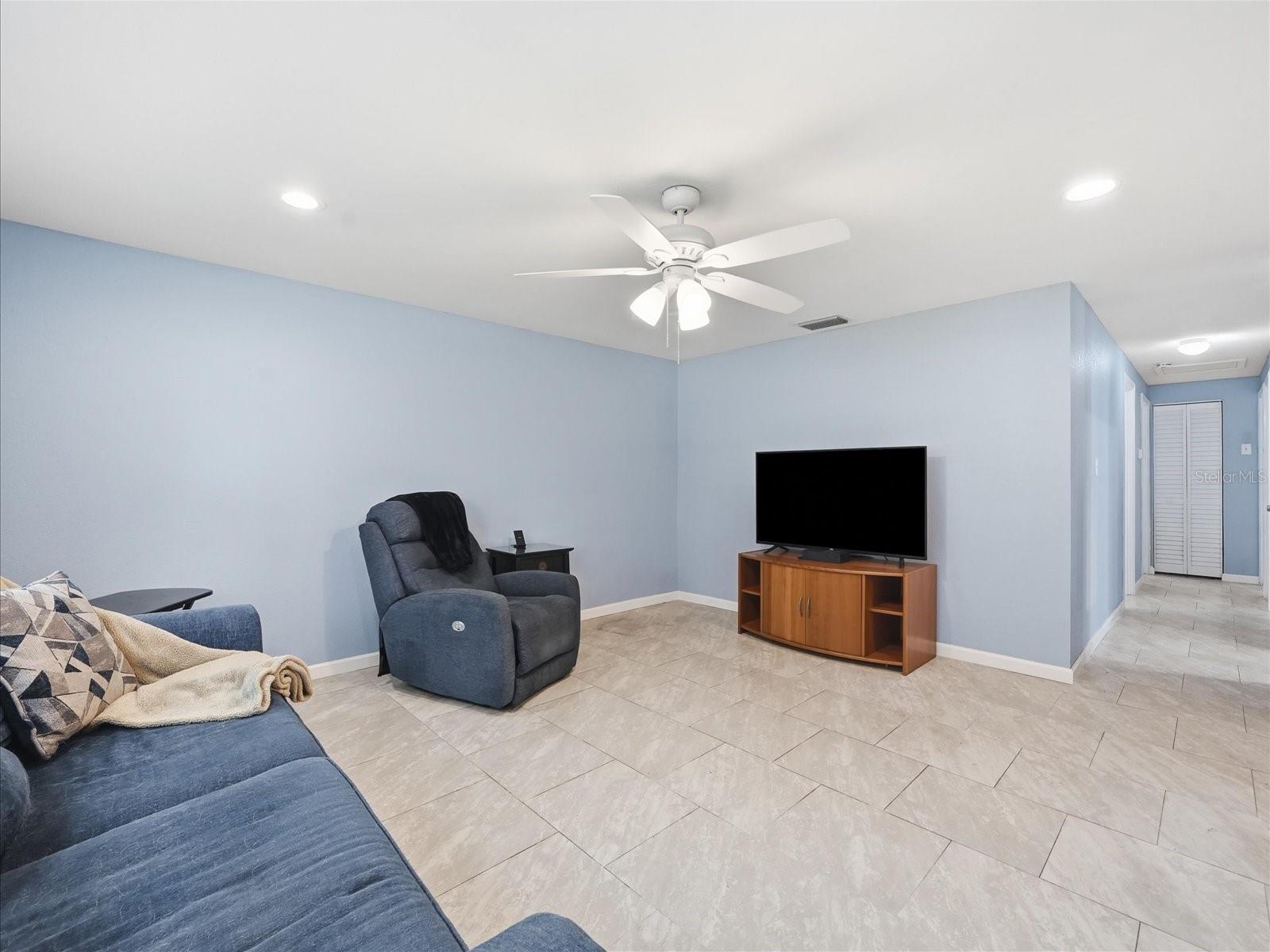 7312 S ELLIOTT ST — photo 13