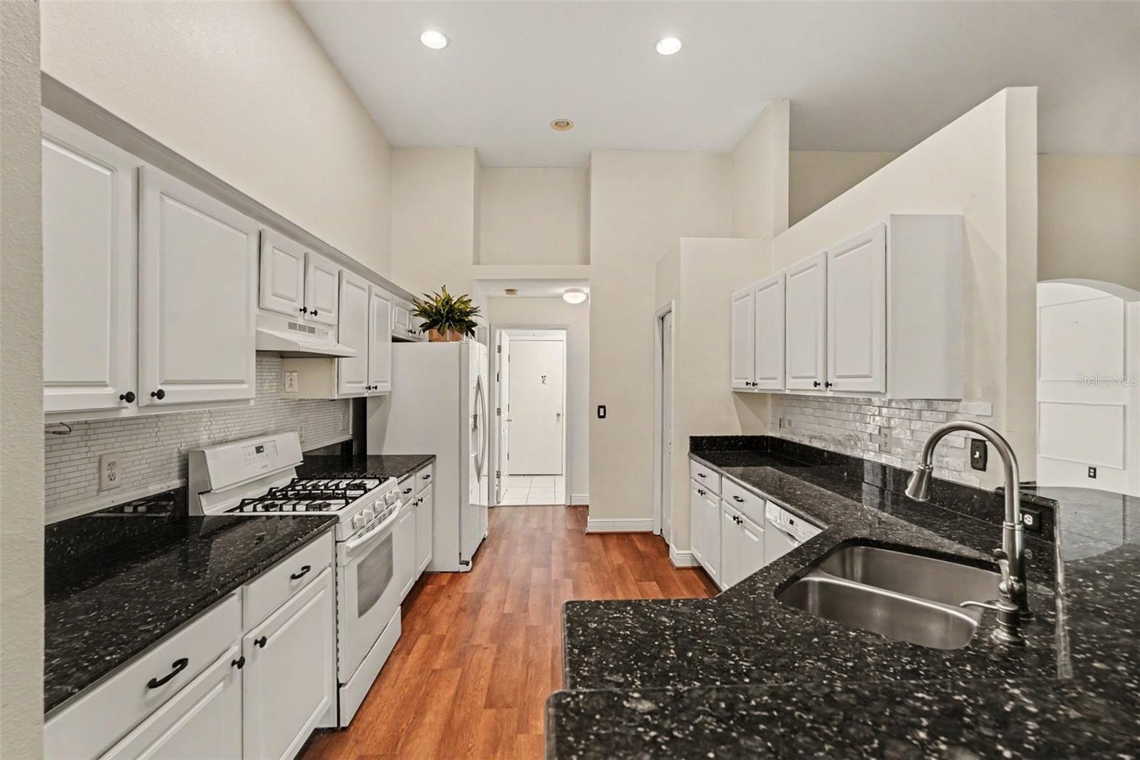 3333 BRENFORD PL — photo 23
