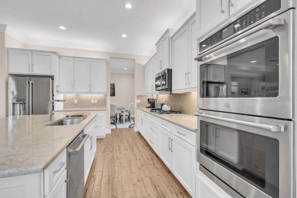 4906 PAMPLONA CT — photo 14