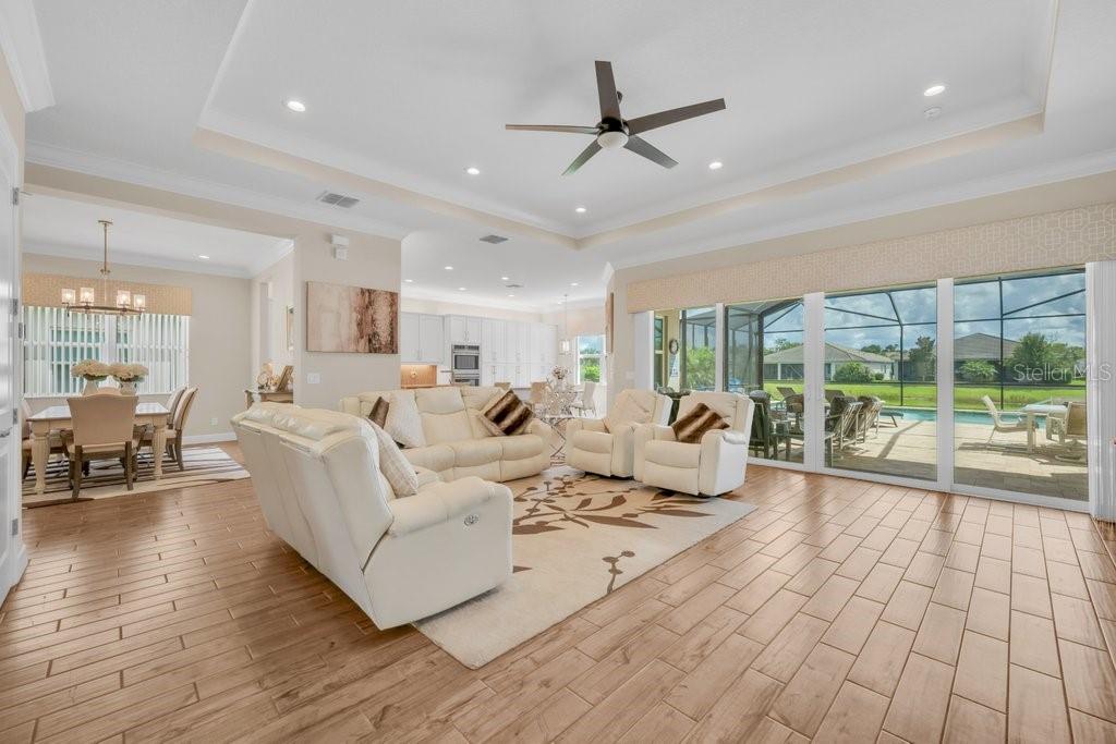 4906 PAMPLONA CT — photo 7