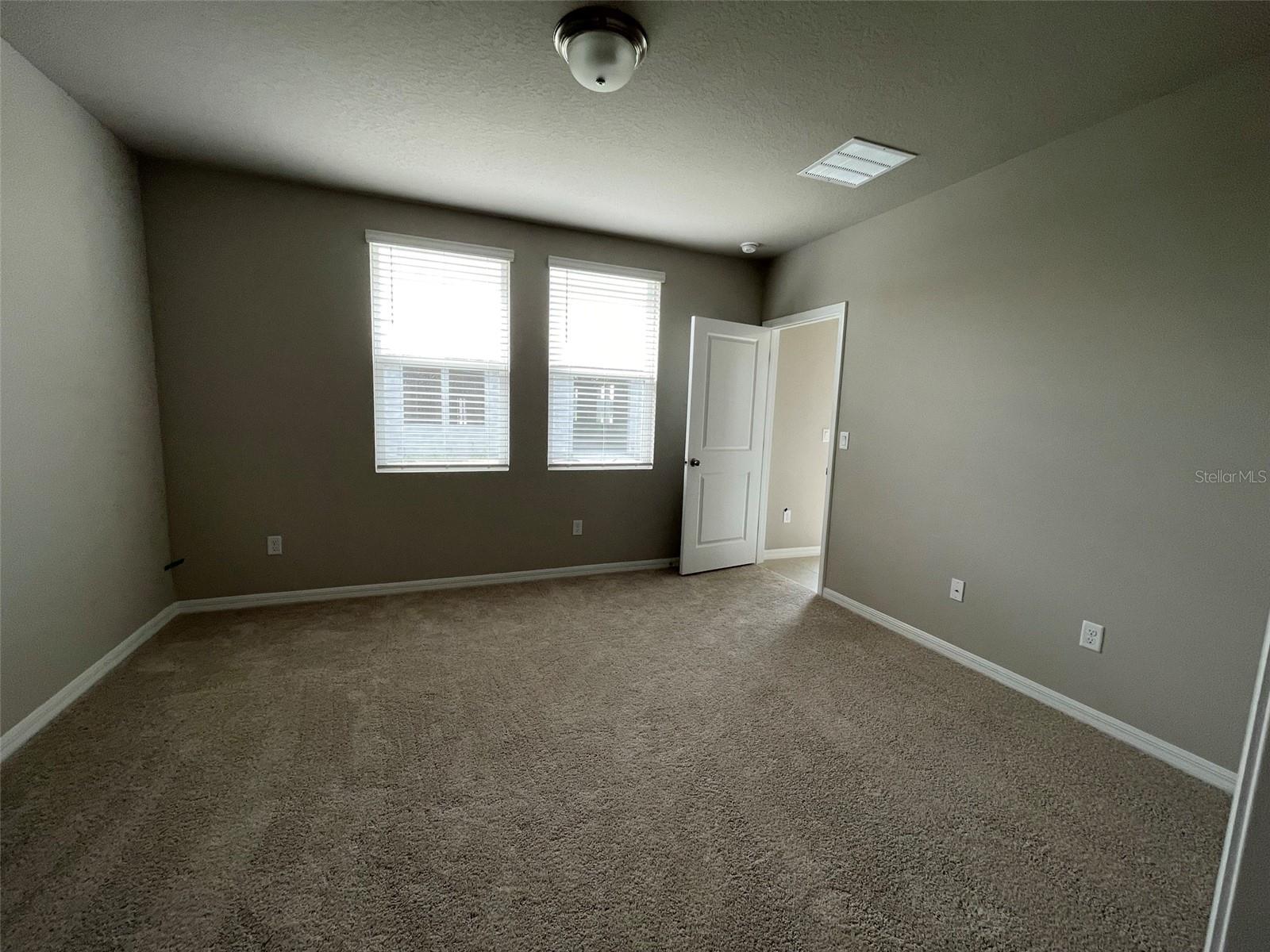 3158 FRESNO PL — photo 11